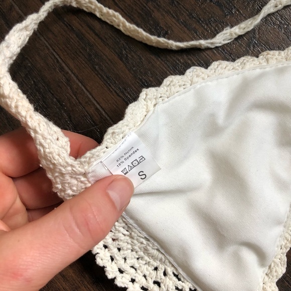 Crochet bikini top size Xsmall - Picture 4 of 4